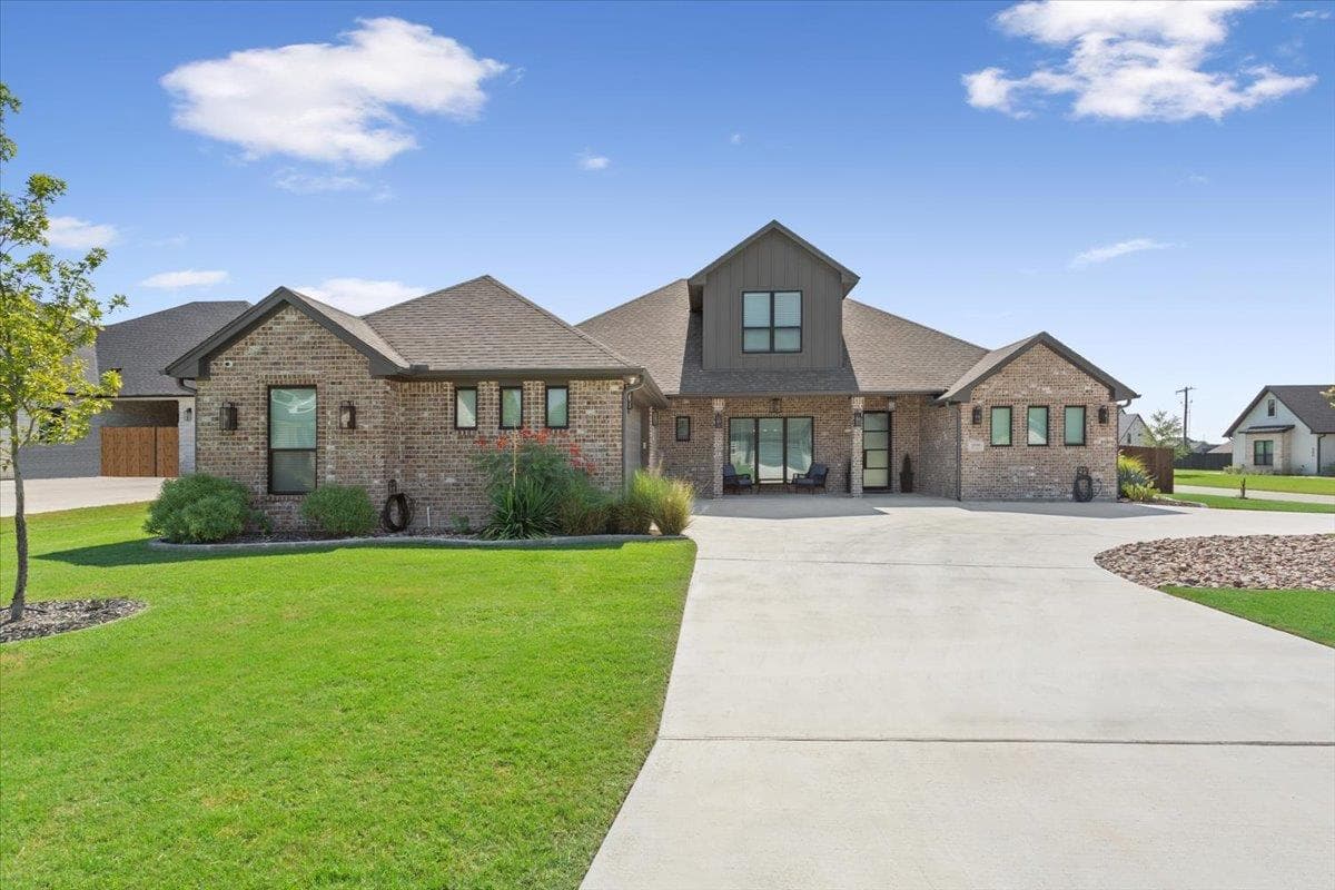 12018 Callie Christina Ct, Salado, Texas