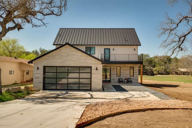 614 Pecan Creek Dr, Horseshoe Bay, Texas 78657
