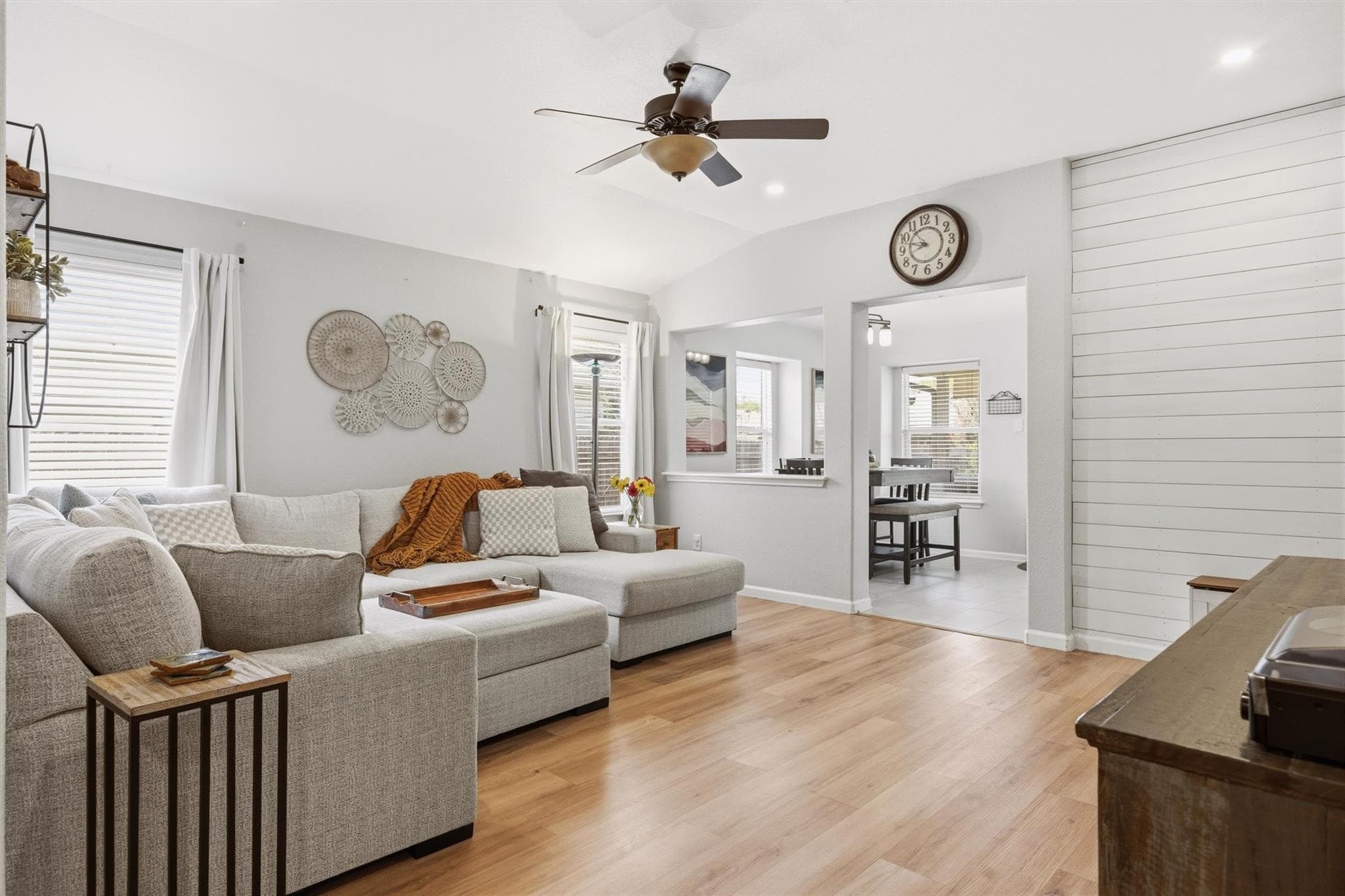 2712 Hearthsong Loop, Round Rock, Texas 78665